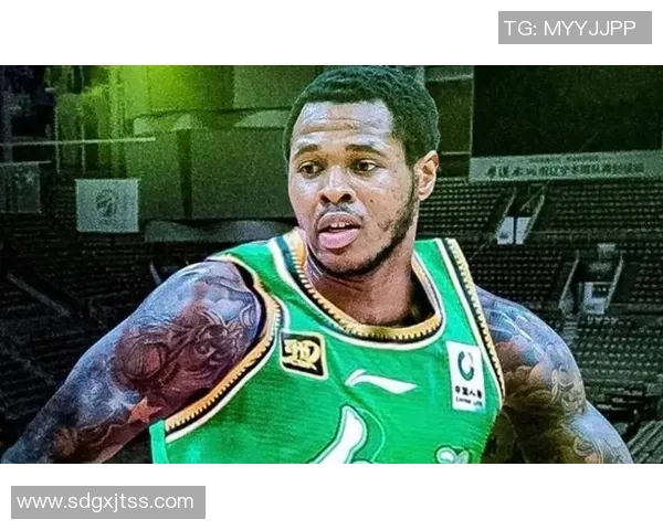 亨特表现低迷仅得4分加时赛被弃用球队遭遇失利