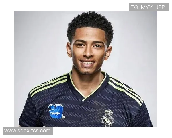 前拳王谈贝林厄姆承受压力呼吁关注其场上表现与成长潜力