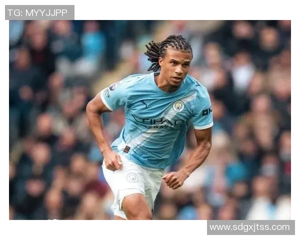 巴萨米兰关注曼城后卫阿克要价2000万不愿意租借