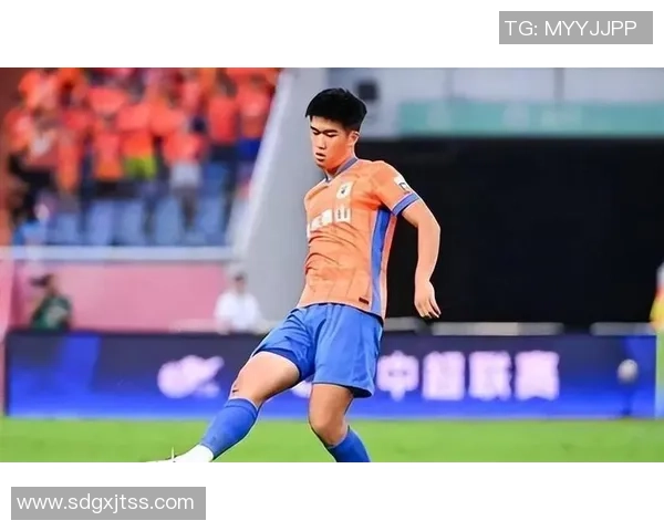 泰山队与玉昆队首发阵容揭晓瓦科彭啸谢文能领衔出战约尼查侯永永参赛