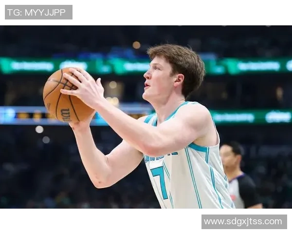 克尼佩尔表现抢眼近期四场比赛场均23分9板4助投篮命中率超46