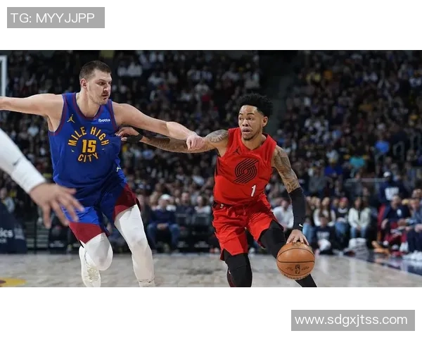 安芬尼西蒙斯分享替补经历：从思考到放松的心路历程